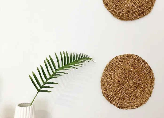 Veletas Adamantas (Milos)